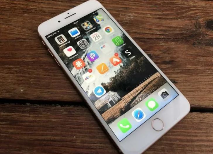 Корпорация Apple столкнулась с дефицитом запчастей для iPhone iPhone