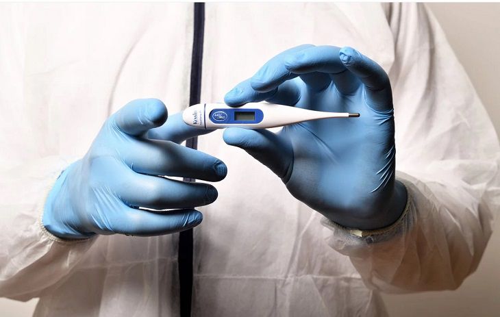 Названа общая черта людей, умерших от коронавируса костюм