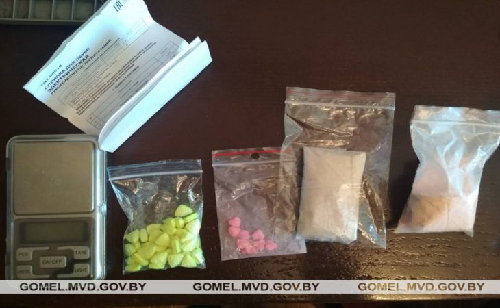 МВД перекрыло канал поставки амфетамина в Беларусь: задержаны трое человек МВД