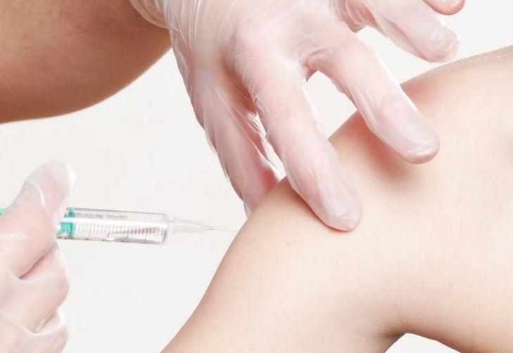 Ученые рассказали о неожиданной пользе вакцинации в детстве вакцина