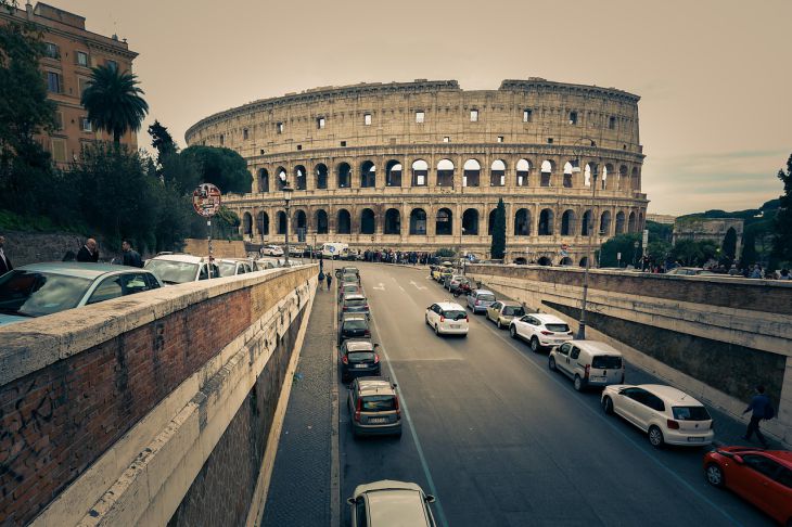 В России назвали причину, почему Италия не справилась со вспышкой коронавируса Италия