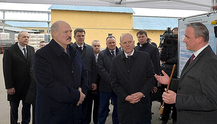 «Непростые времена надо пережить»: Лукашенко рассказал, как будут помогать бизнесу и предприятиям Лукашенко