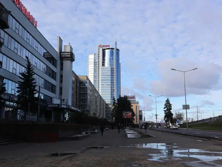 Новости сегодня: 5-ая смерть, 440 случаев COVID-19 и обращение врачей к белорусам Минск