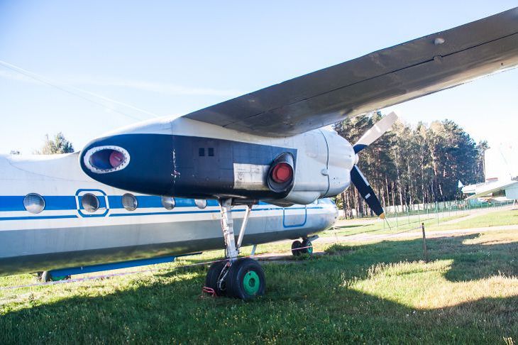 «Откладываем починку на потом». Авиамеханик рассказал, почему авиарейсы часто задерживаются самолеты