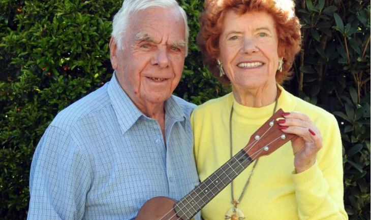 Любовь во время пандемии. COVID-19 помог обрести любовь 97-летним пенсионерам фото