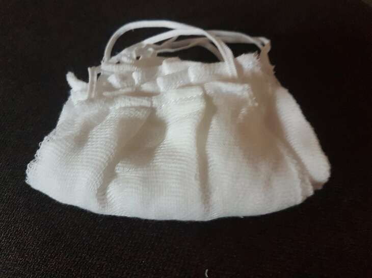 Караник объяснил причину нехватки медицинских масок в стране вирус