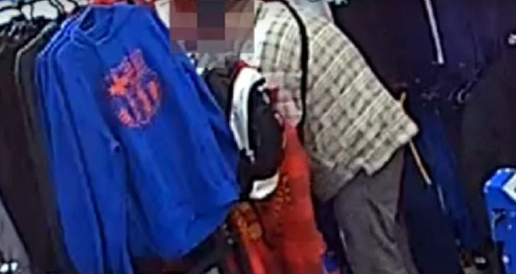 В Минске мужчина украл футбольную одежду и сбыл ее на ближайшем рынке фото