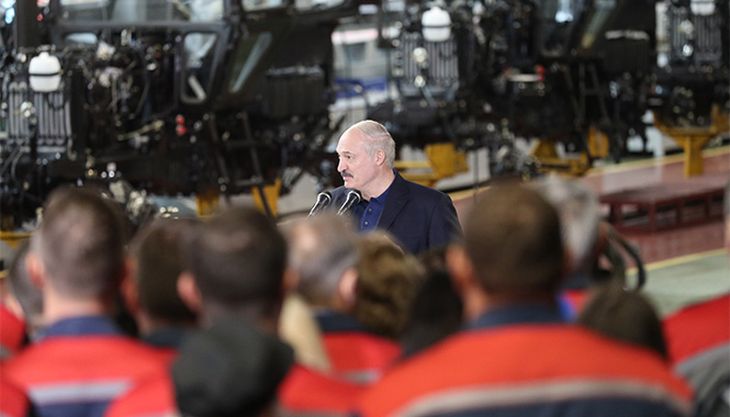 Лукашенко об участниках пикета: Нарываются. Я бы на их месте с милицией поаккуратнее был