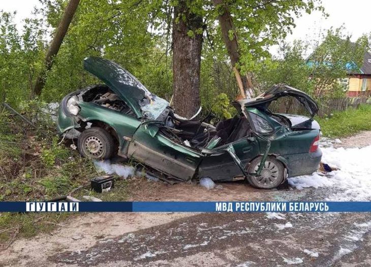 Серьезное ДТП под Поставами: погибли люди