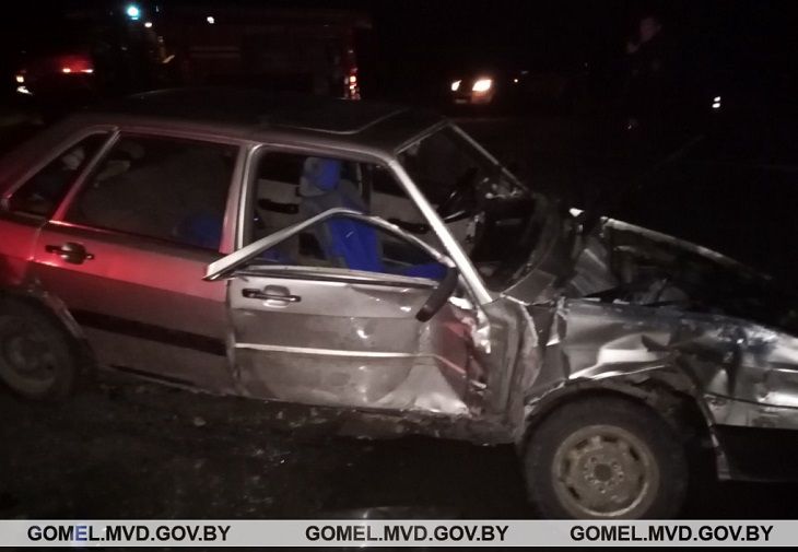 Бесправник попал в ДТП под Добрушем. Пострадала его двухлетняя дочь дтп