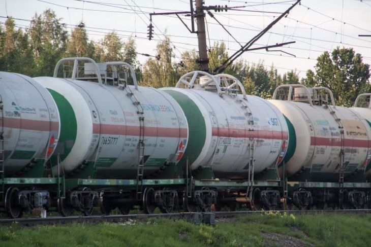62,4%. В Беларуси рухнул экспорт нефтепродуктов поезд
