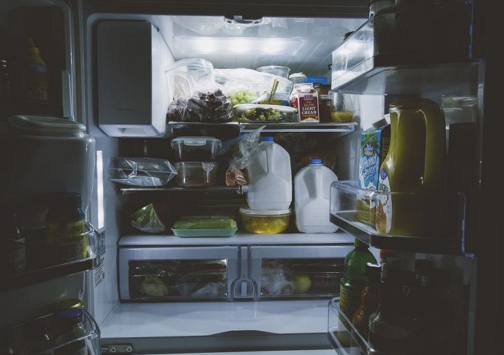 Названы 10 продуктов, которые нельзя хранить в холодильнике холодильник