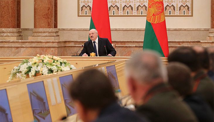 Лукашенко о запуске БелАЭС: «Белорусы будут блины выпекать на электроплите, на автомобилях электрических ездить»
