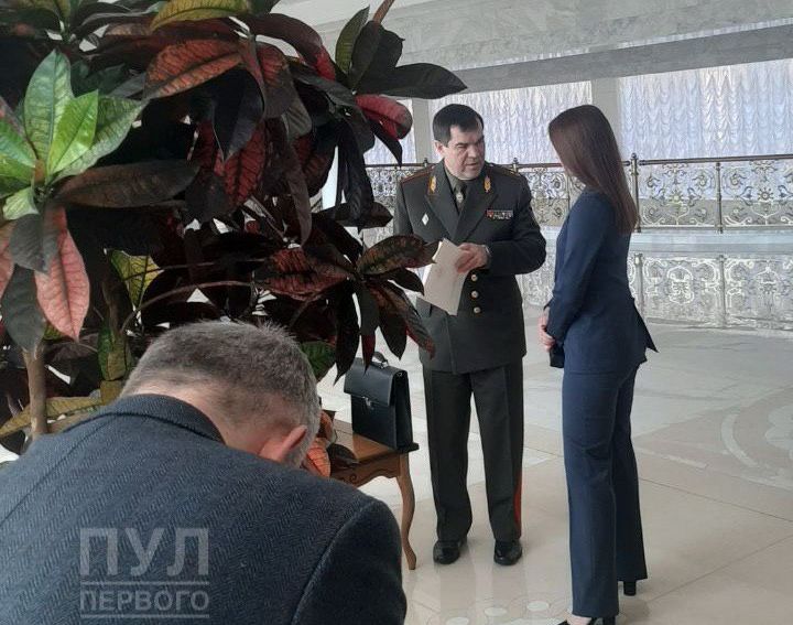 Лукашенко сегодня встретился с председателем КГБ: есть тема для обсуждения 