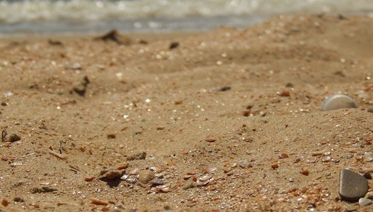 “Это гениально»: Женщина изобрела съедобный песок для детей