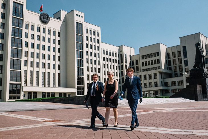 Выборы-2020. В ЦИК приняли документы Виктора Бабарико Выборы-2020. В ЦИК приняли документы Виктора Бабарико