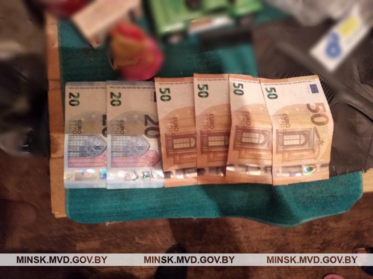 Минчанин влез в авто соседа через багажник и украл 400 евро