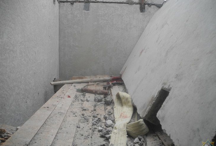 В Гомеле человека придавила железобетонная плита В Гомеле человека придавила железобетонная плита