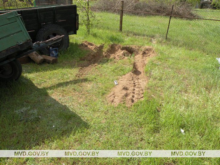 Житель Пуховичского район угнал соседский трактор из-за ревности