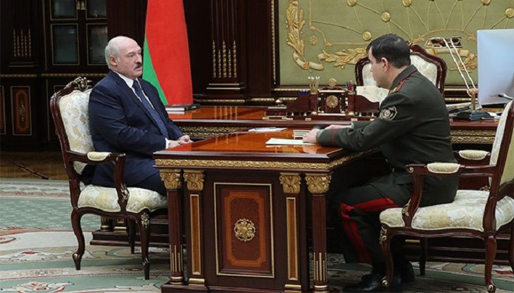 Александр Лукашенко требует не допустить разделения Беларуси