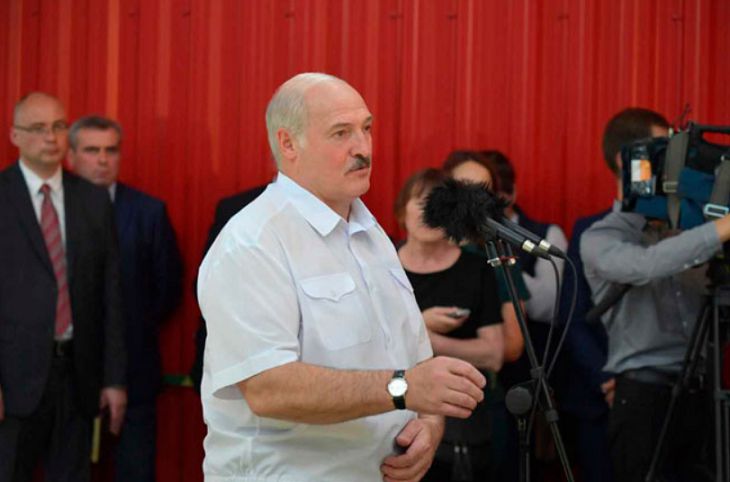 Лукашенко назвал то, что позволяет нам оставаться белорусами Лукашенко назвал то, что позволяет нам оставаться белорусами