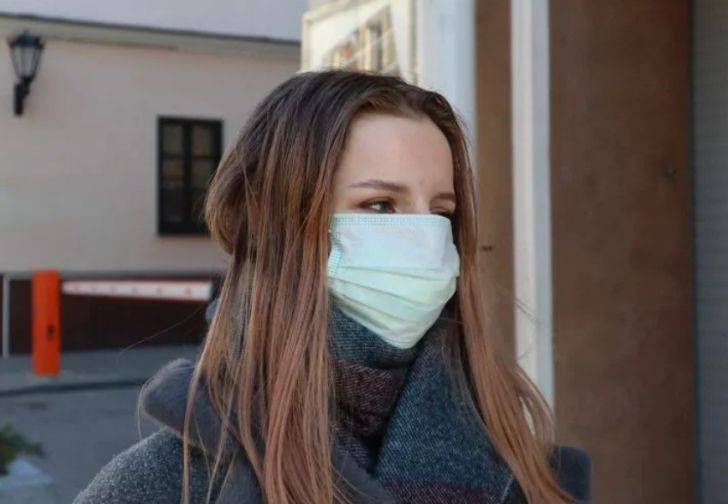 Ученые развеяли популярный миф о медицинских масках Ученые развеяли популярный миф о медицинских масках