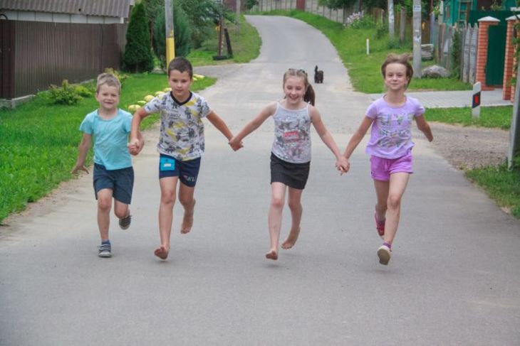 В МИД пояснили, что человечество обязано дать детям