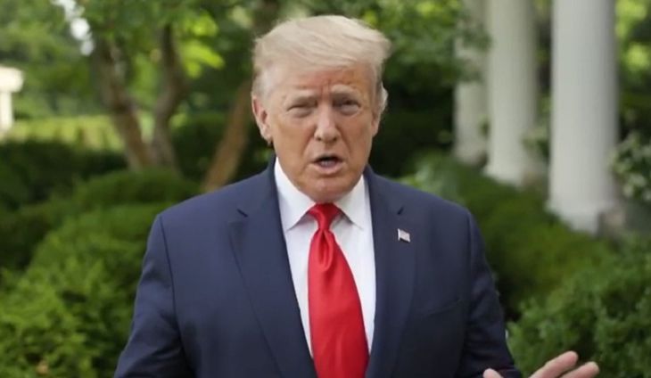 США задействовали закон военного времени. Что это означает для всего мира