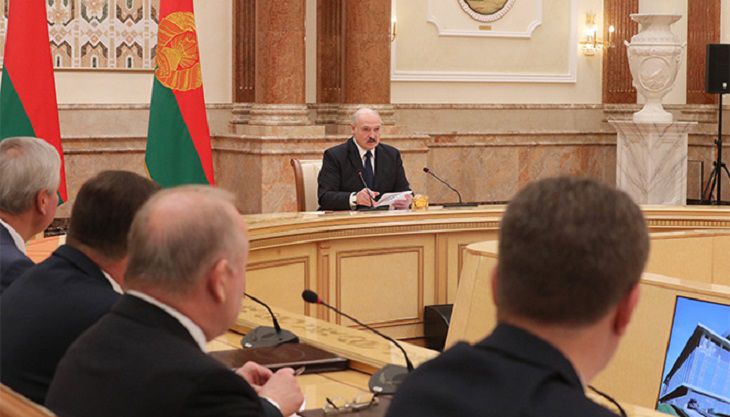 «Мы не можем зависеть от России даже на 50%»: Лукашенко назвал главную цель системы госорганов