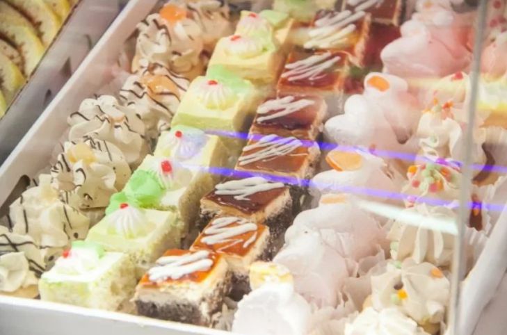 Онколог назвала неожиданную причину тяги к сладкой и жирной пище Онколог назвала неожиданную причину тяги к сладкой и жирной пище