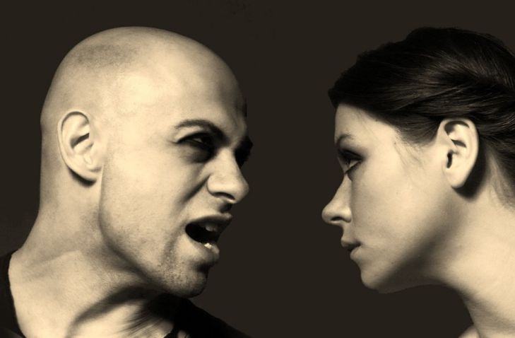 Ученые объяснили, почему во время спора люди не признают собственную неправоту