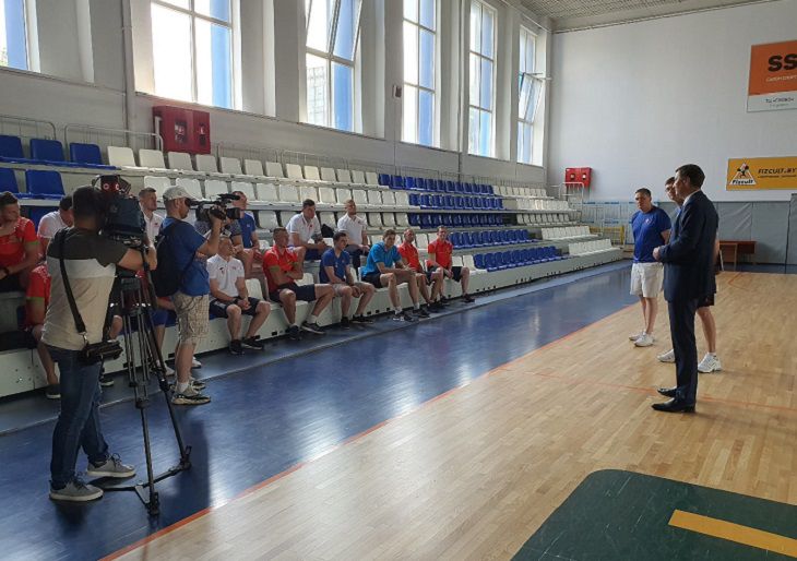 Замглавы Администрации Президента советует спортсменам «внимательно подумать, прежде чем рассуждать о вещах, далеких от их понимания»