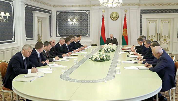 Лукашенко: нет катастрофы в экономике, но есть определенные проблемы