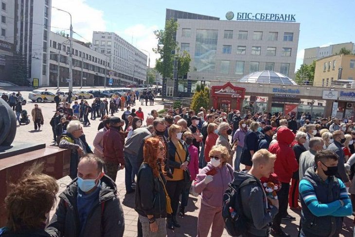 Белорусские правозащитники выступили с экстренным заявлением Белорусские правозащитники выступили с экстренным заявлением