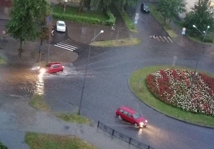 Брест «поплыл» – в городе прошел ливень Брест «поплыл» – в городе прошел ливень