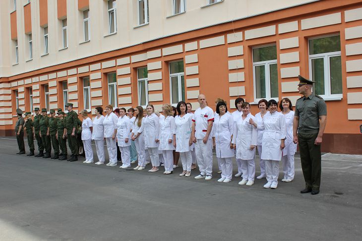 В 72 ОУЦ открыли обновленное здание медроты. Смотрите, как это было