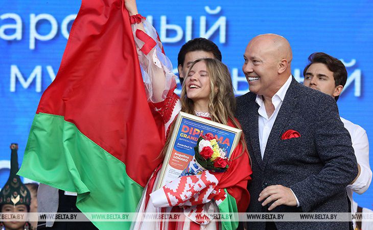 Гран-при детского конкурса «Славянского базара» выиграла белоруска Ангелина Ломако