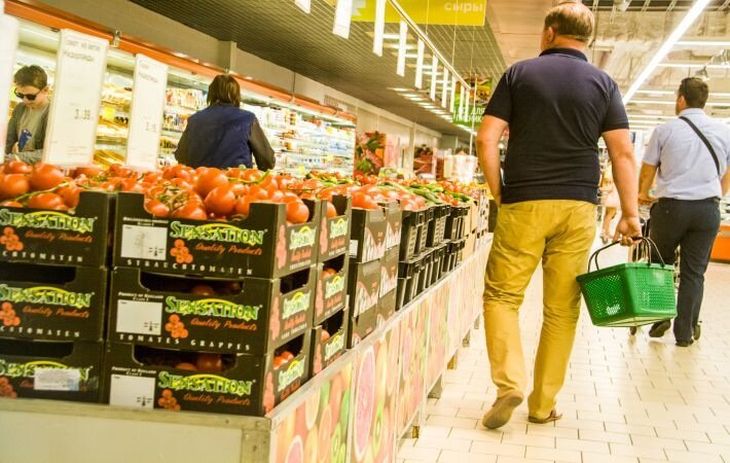 В Минске мужчина сломал зуб из-за салата: Евроопт выплатил ему 560 рублей