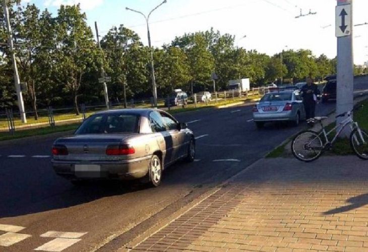 В Минске Opel задавил 14-летнюю велосипедистку