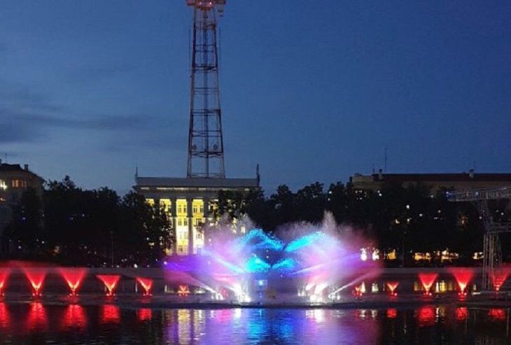 Где и во сколько смотреть праздничный салют сегодня в Минске