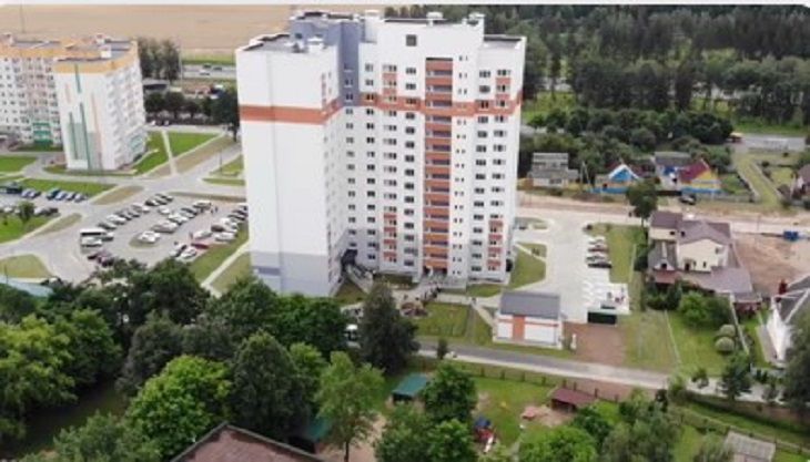 В Минске сегодня раздавали квартиры: вот кто их получил