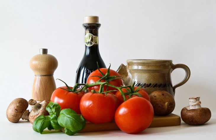 Рецепт вкусного овощного торта из кабачка и помидоров Рецепт вкусного овощного торта из кабачка и помидоров