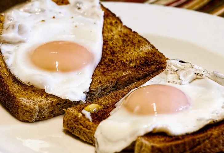 Как нормализовать уровень холестерина, не прибегая к лекарствам: рекомендации диетолога