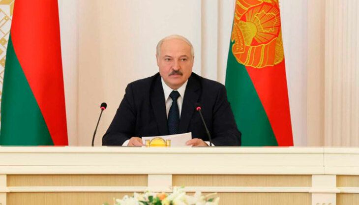 Лукашенко отправился с рабочей поездкой в Несвижский район
