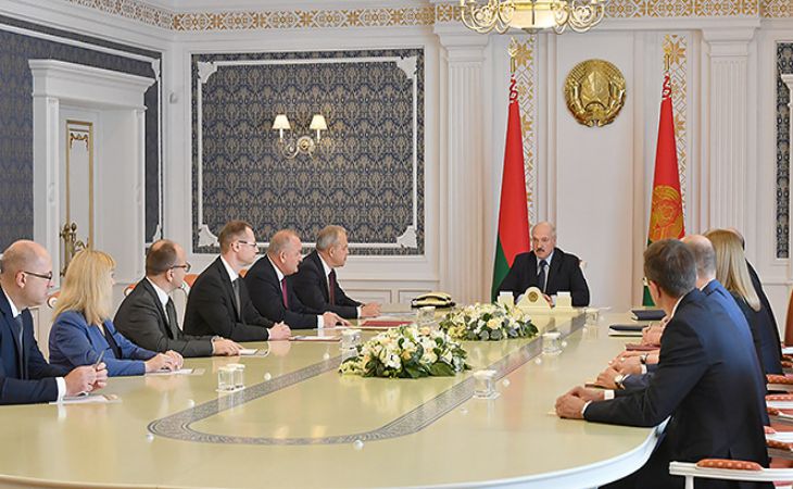 Лукашенко назначил новых руководителей в правление Нацбанка