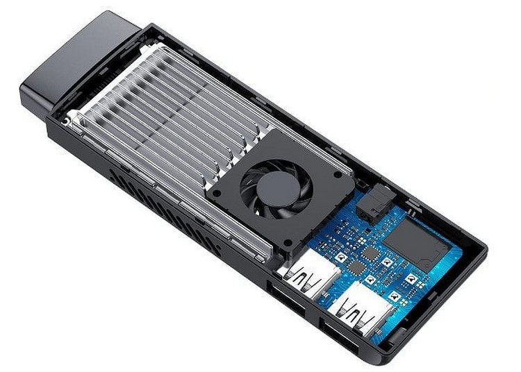 Выпущен полноценный компьютер размером чуть больше флешки