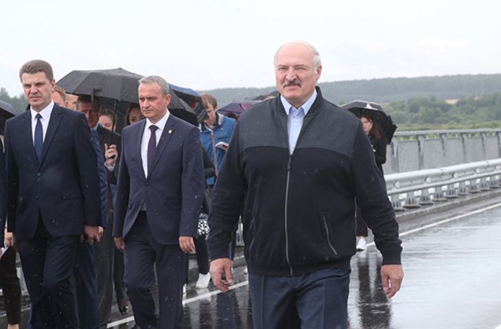 Президент Беларуси Лукашенко: Мы нигде никому не нужны Президент Беларуси Лукашенко: Мы нигде никому не нужны
