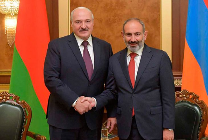 «Очень много проблем». Что обсуждали Лукашенко и Пашинян на встрече в Минске