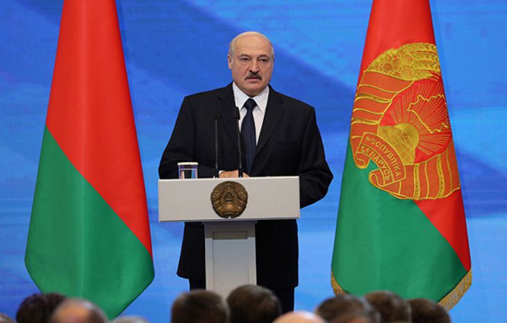 Лукашенко высказался о блогерах в интернете