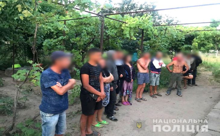 В Украине фермер завел 13 рабов и сдавал их в аренду соседям